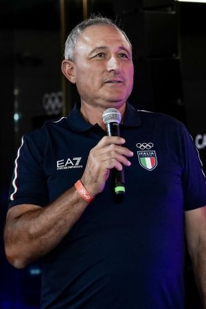 coni cnx125887px